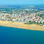 Flat With Common Pool In - Beahost Apartment Bibione