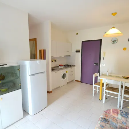 Flat With Common Pool In - Beahost