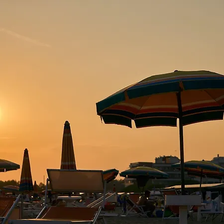 Flat With Common Pool In - Beahost Apartmán Bibione